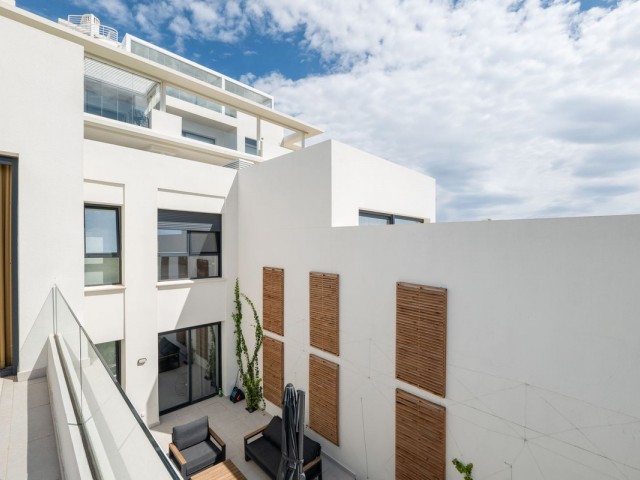 3 Bedrooms Townhouse in Casares