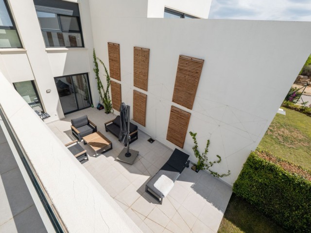 3 Bedrooms Townhouse in Casares