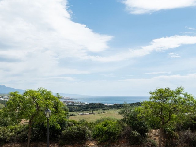 3 Bedrooms Townhouse in Casares