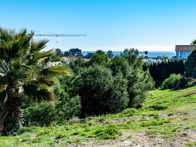  Plot in New Golden Mile