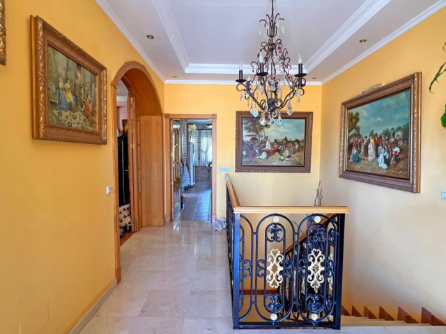 Villa con 6 Dormitorios  en Reserva de Marbella