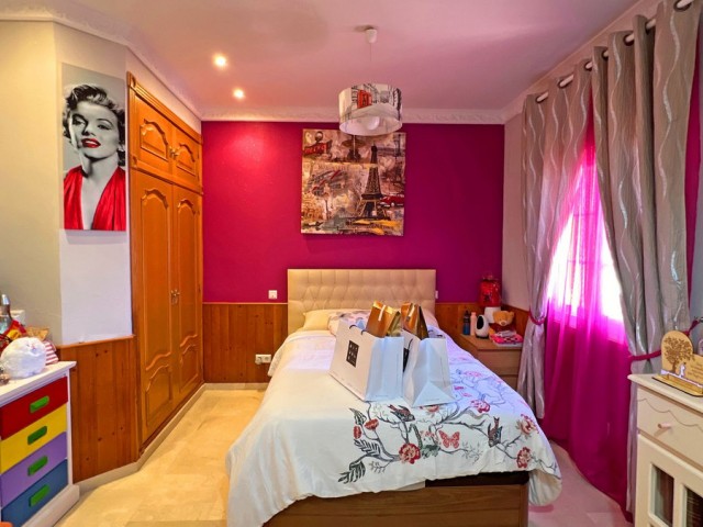 Villa con 6 Dormitorios  en Reserva de Marbella