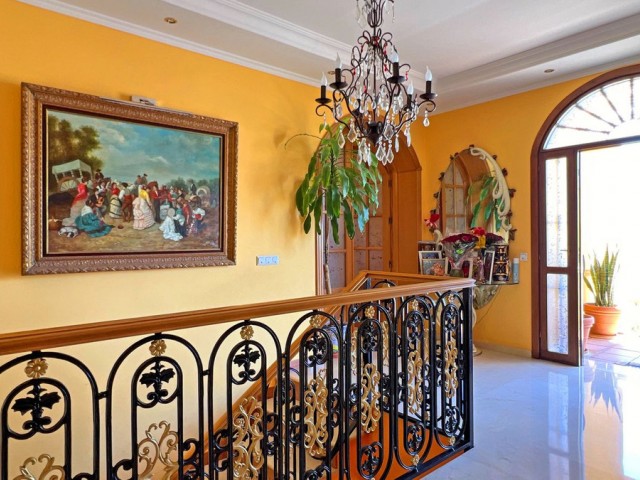 6 Makuuhuoneen Huvila Reserva de Marbella
