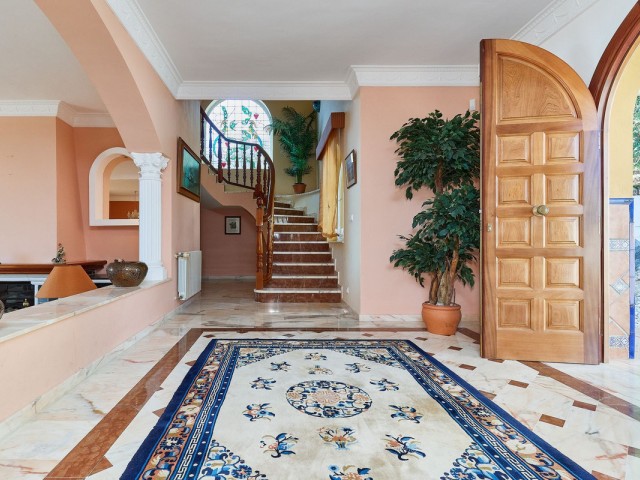 6 Bedrooms Villa in La Mairena