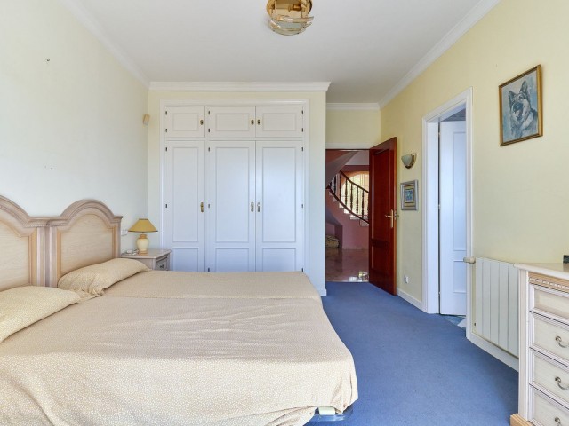 6 Bedrooms Villa in La Mairena