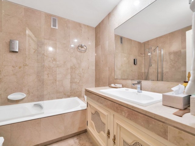 Penthouse avec 3 Chambres  à Marbella