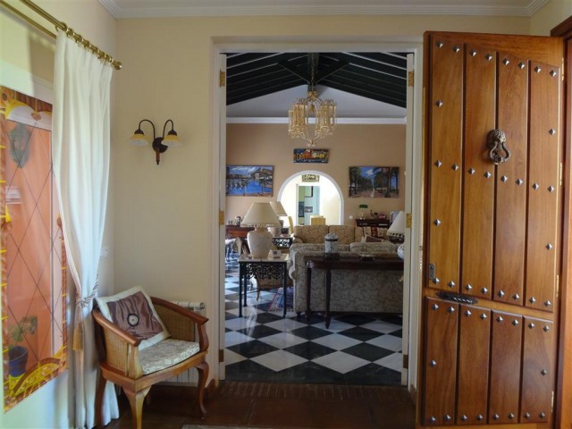 4 Schlafzimmer Villa in Bahía de Marbella