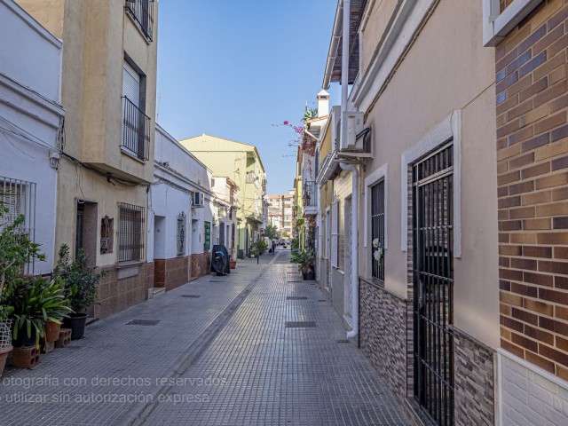 Adosado con 3 Dormitorios  en Málaga