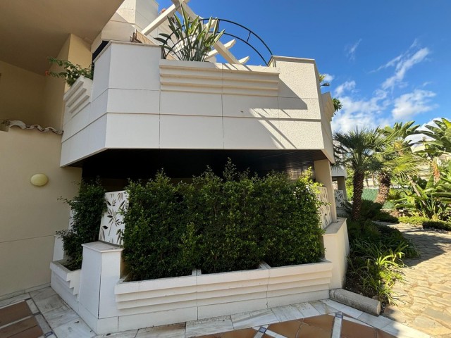 4 Bedrooms Apartment in Aloha