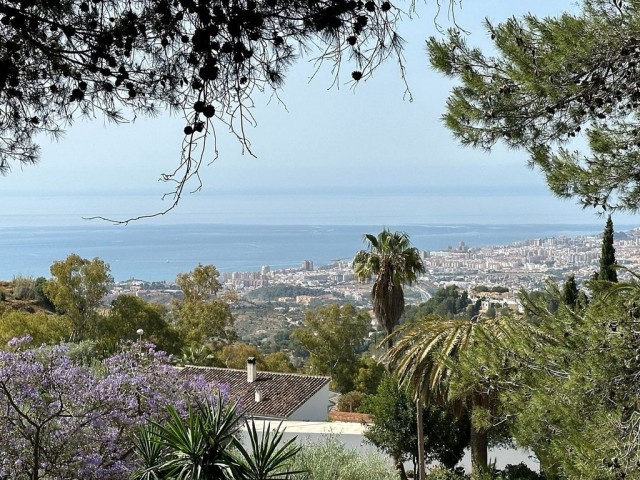  Plot in Mijas