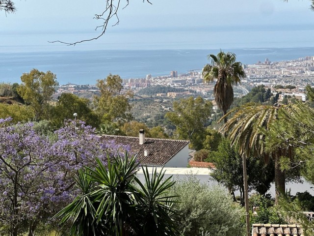  Plot in Mijas
