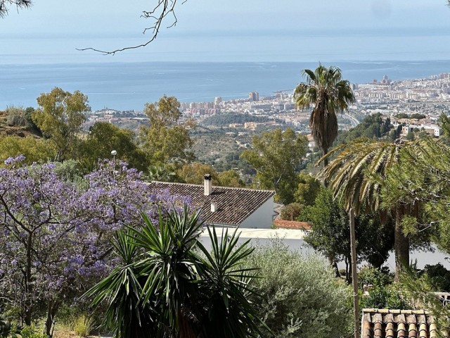  Plot in Mijas