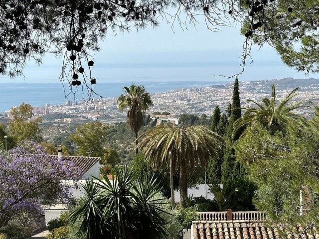  Plot in Mijas