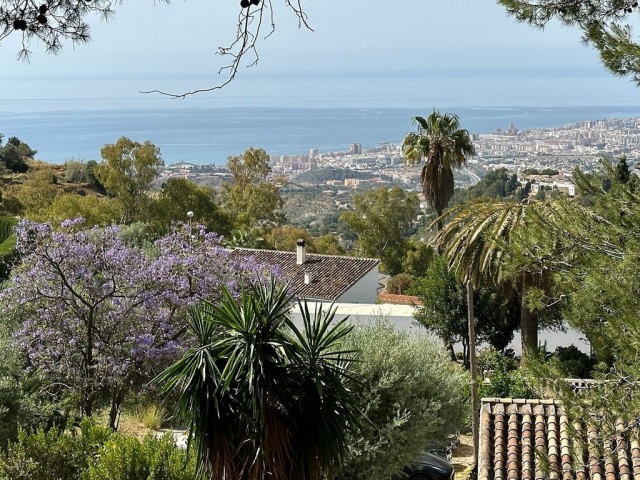  Plot in Mijas