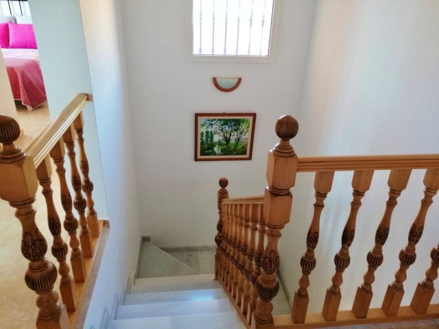 Villa avec 3 Chambres  à Estepona