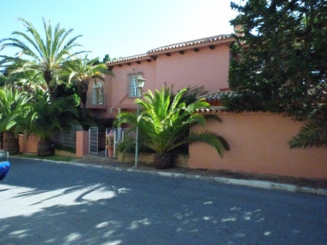 9 Slaapkamer Villa in Torrenueva