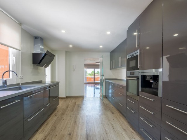 Penthouse i Guadalmina Baja