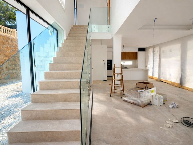 6 Sovrums Villa i New Golden Mile