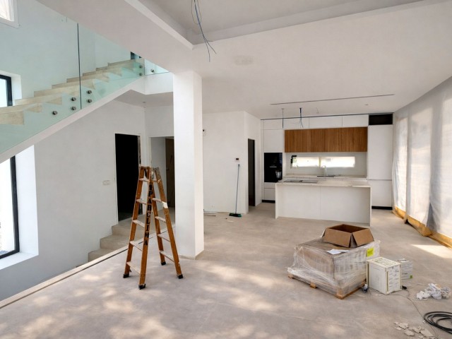 6 Sovrums Villa i New Golden Mile