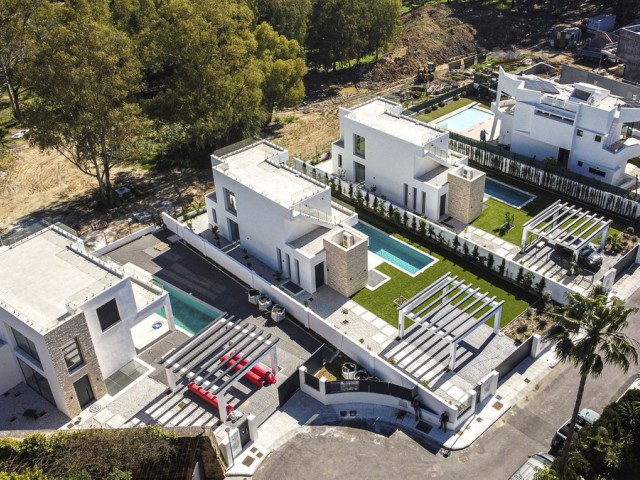 6 Schlafzimmer Villa in New Golden Mile