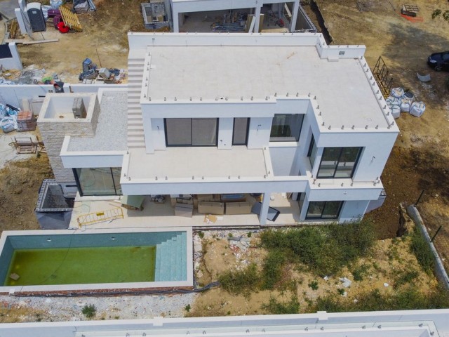 6 Schlafzimmer Villa in Atalaya