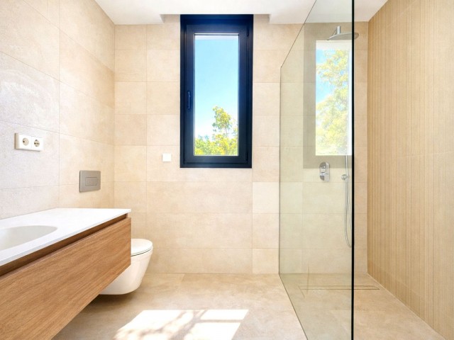 6 Bedrooms Villa in Atalaya