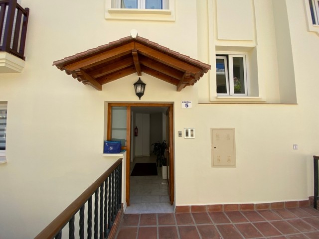 2 Slaapkamer Appartement in Carvajal