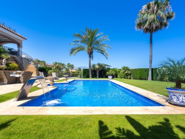 5 Makuuhuoneen Huvila La Cala de Mijas