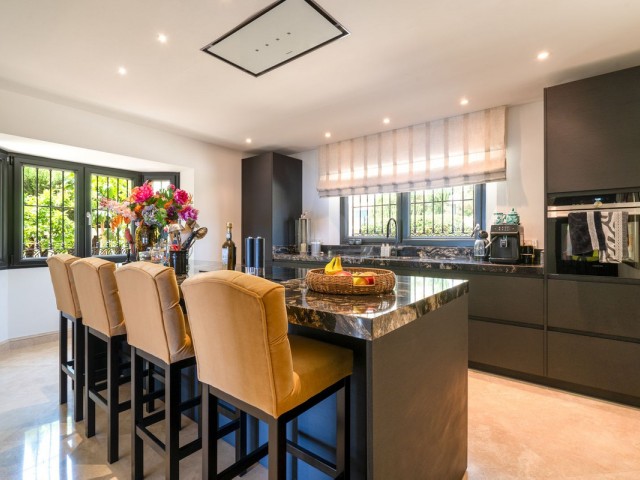5 Bedrooms Villa in La Cala de Mijas