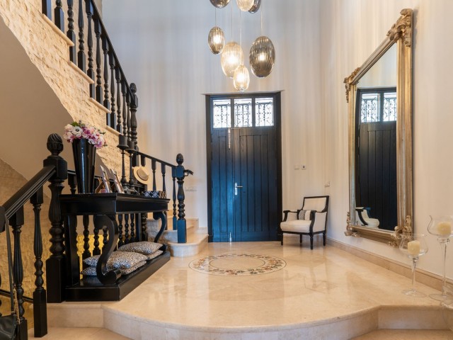 5 Makuuhuoneen Huvila La Cala de Mijas