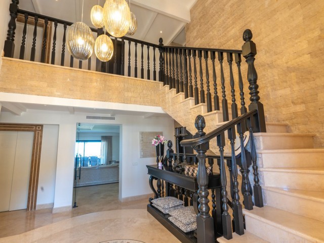 5 Makuuhuoneen Huvila La Cala de Mijas