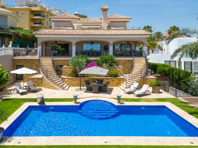 5 Bedrooms Villa in La Cala de Mijas