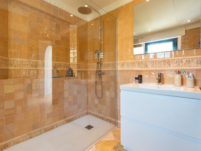 5 Bedrooms Villa in La Cala de Mijas