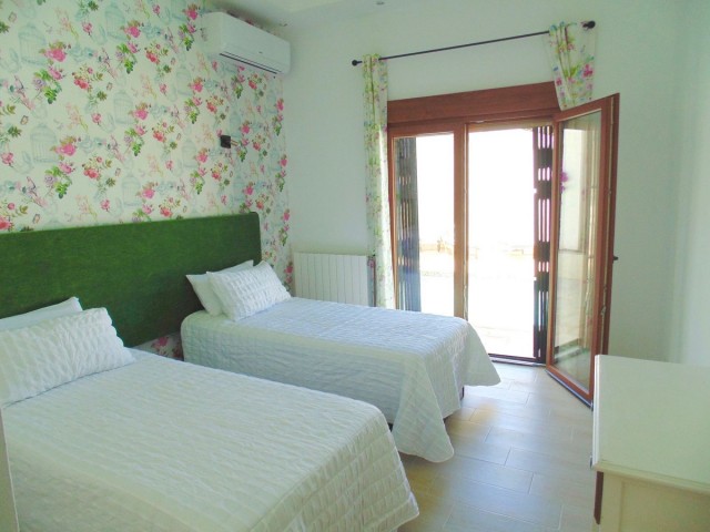 4 Schlafzimmer Villa in Benalmadena Costa