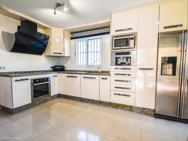 5 Schlafzimmer Villa in Mijas Costa