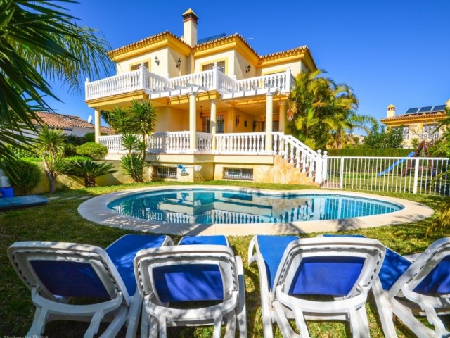 Villa Mijas Costa - R4020082