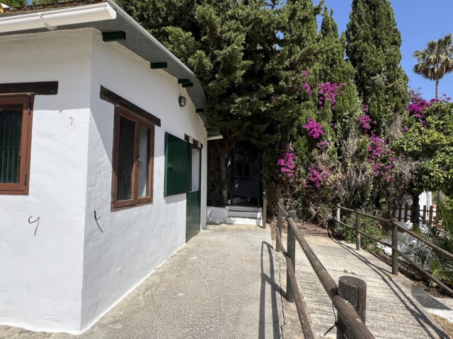 3 Bedrooms Villa in La Duquesa