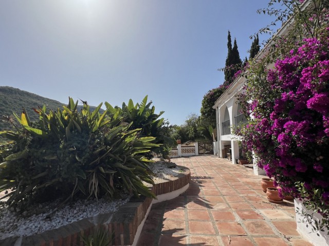 3 Bedrooms Villa in La Duquesa