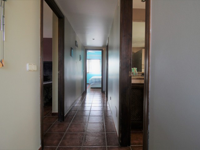 11 Bedrooms Villa in New Golden Mile