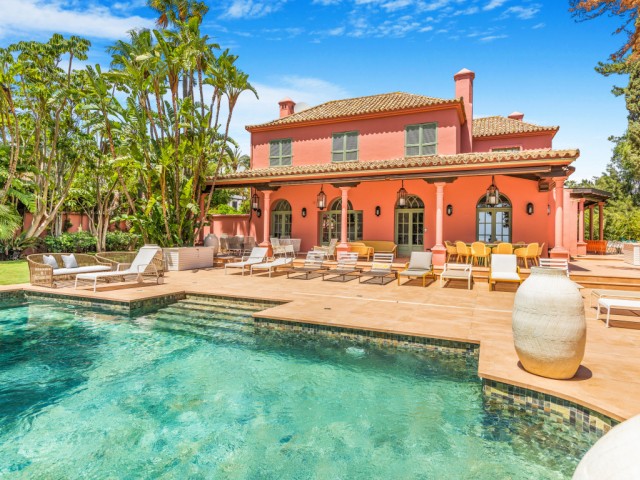 6 Bedrooms Villa in Hacienda Las Chapas