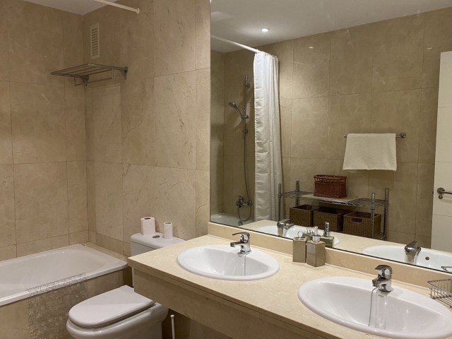 Penthouse avec 3 Chambres  à New Golden Mile