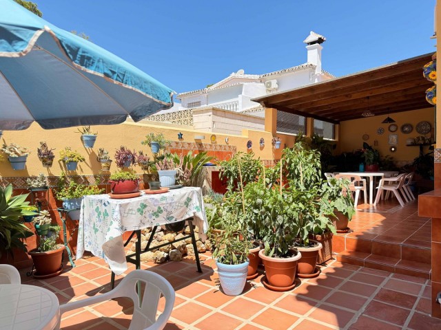 5 Slaapkamer Villa in El Coto