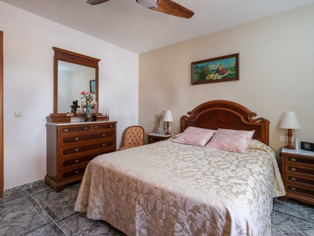 5 Slaapkamer Villa in El Coto