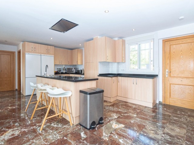 4 Slaapkamer Appartement in Carvajal