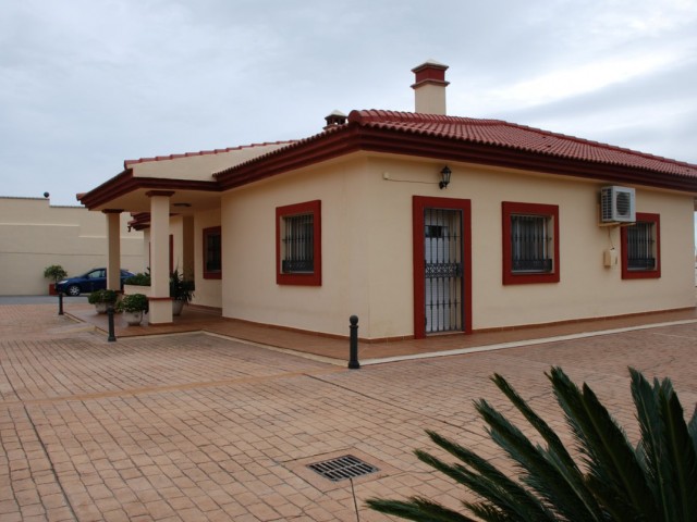 4 Makuuhuoneen Huvila Estepona