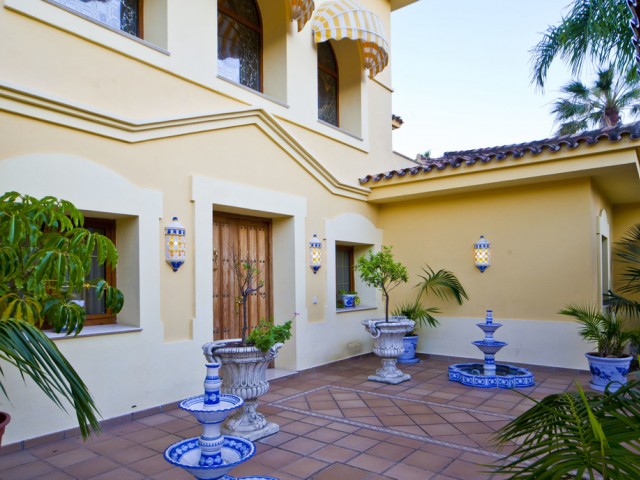 7 Schlafzimmer Villa in Puerto Banús