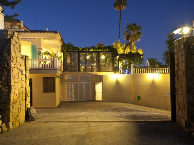 7 Schlafzimmer Villa in Puerto Banús