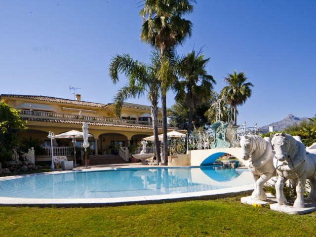 7 Schlafzimmer Villa in Puerto Banús