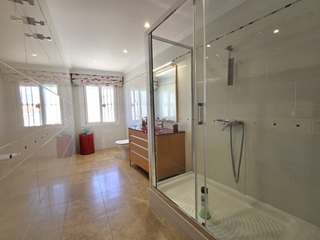 3 Makuuhuoneen Rivitalo La Cala de Mijas