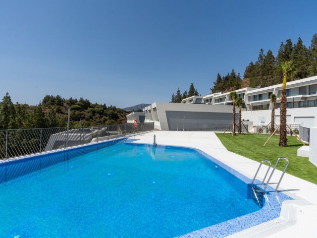 Adosado con 3 Dormitorios  en El Chaparral